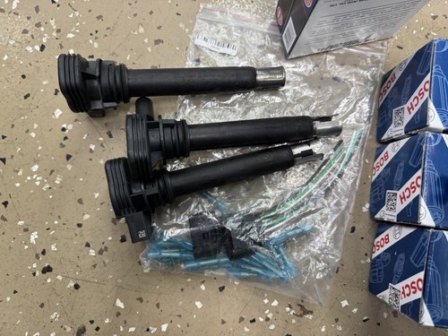 LOT OF 4 BOSCH Ignition Coils Audi R8/VW RED/(4) NGK 2667, (4) NGK 2668 - Picture 4 of 6