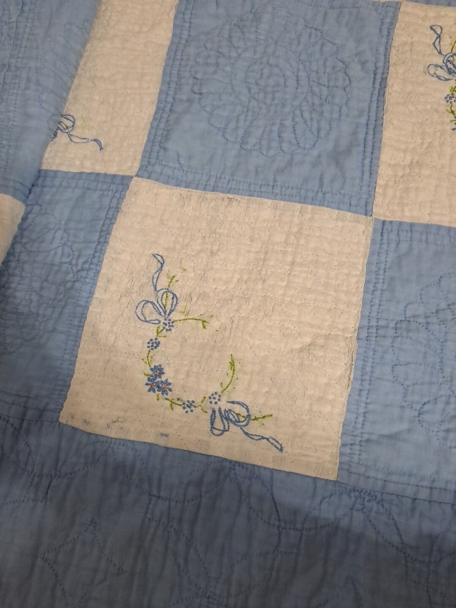 Super Embroidered Quilt＃791 Vintage Patchwork Quilt Blue w/ Embroidery 78