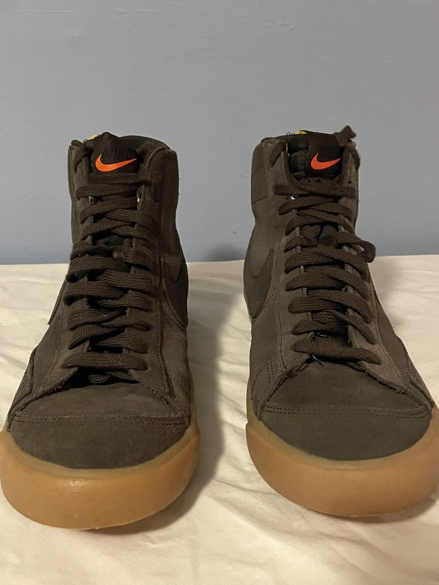 Size 8.5 - Nike Blazer Mid 77 Suede Velvet Brown Size 8.5 - Nike Blazer Mid 77 Suede Velvet Brown