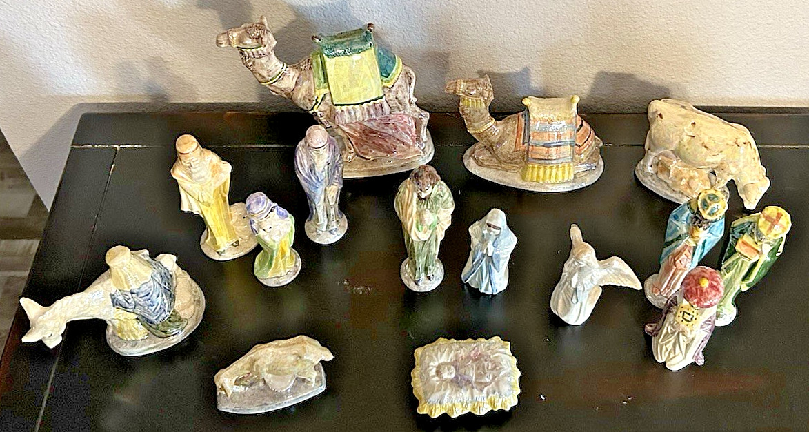 Vintage Nativity  15 Piece Set Byron Molds 1973 Beautiful Camels Cows Lambs Goat