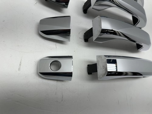 2014-19 Chevy Silverado 2500 Chrome Door Handles - Picture 4 of 9