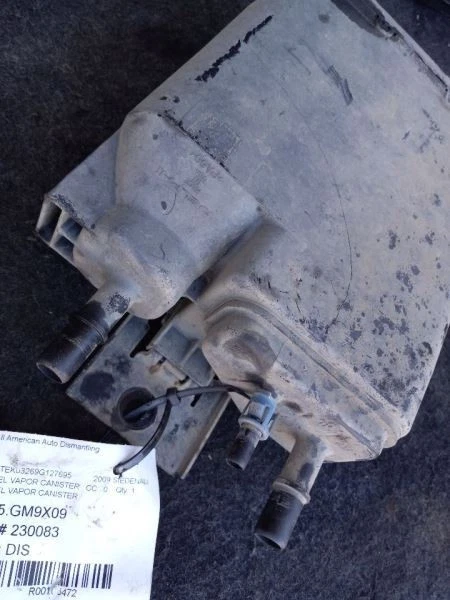 GMC Sierra 1500 2004-2020 bote de vapor de combustible 12597567 Foto 3 de 4