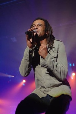 French singer Yannick Noah performing live 2007 Music Old Photo