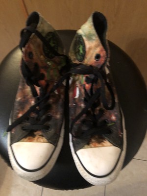 marvin the martian chuck taylors