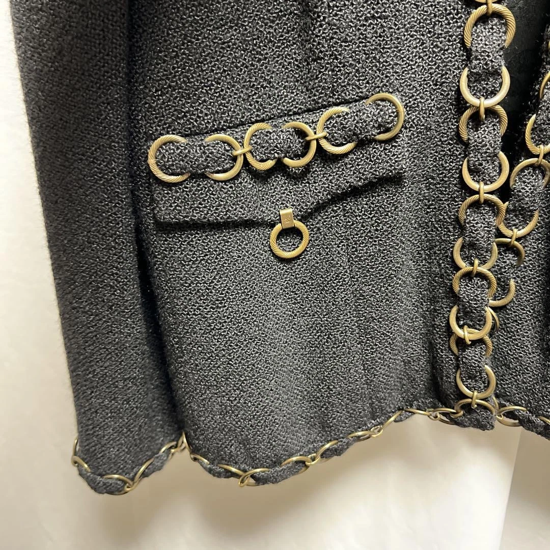 Giacca di seta Chanel 02P decorativa accessori in metallo marchio Coco