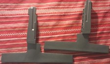 Samsung Tv stand legs and remote bn63-21563b UN58U7900FFXZA UN65U7900FDXZA