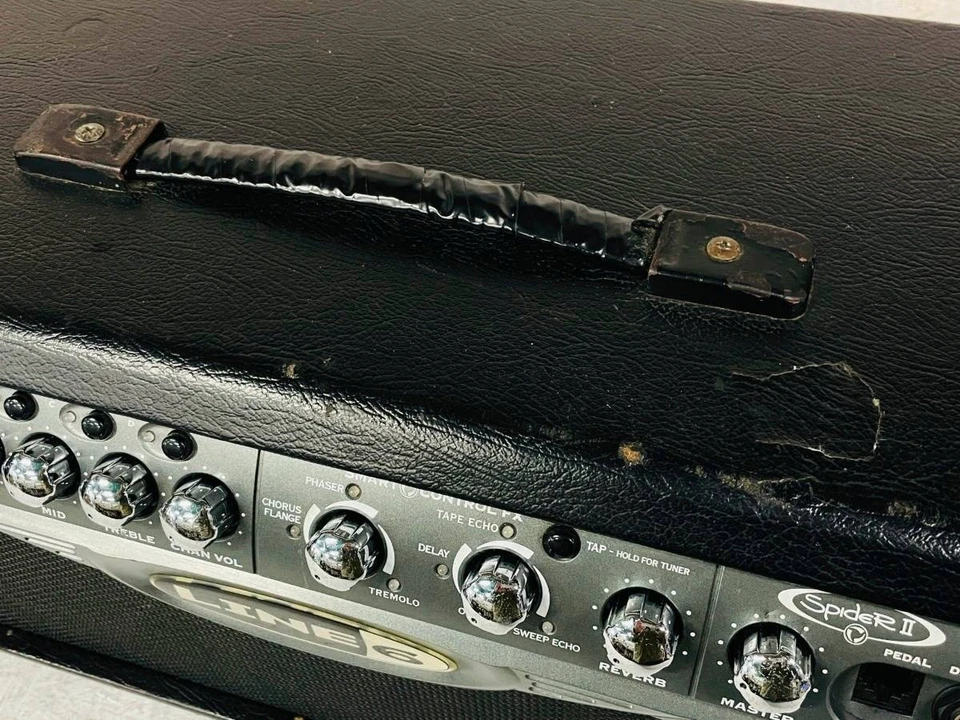 LINE 6 SPIDER II HD150  Guitar Amp - Image 2 of 4