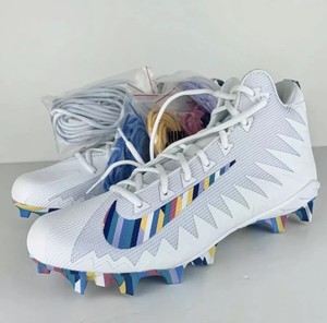 nike crucial catch cleats