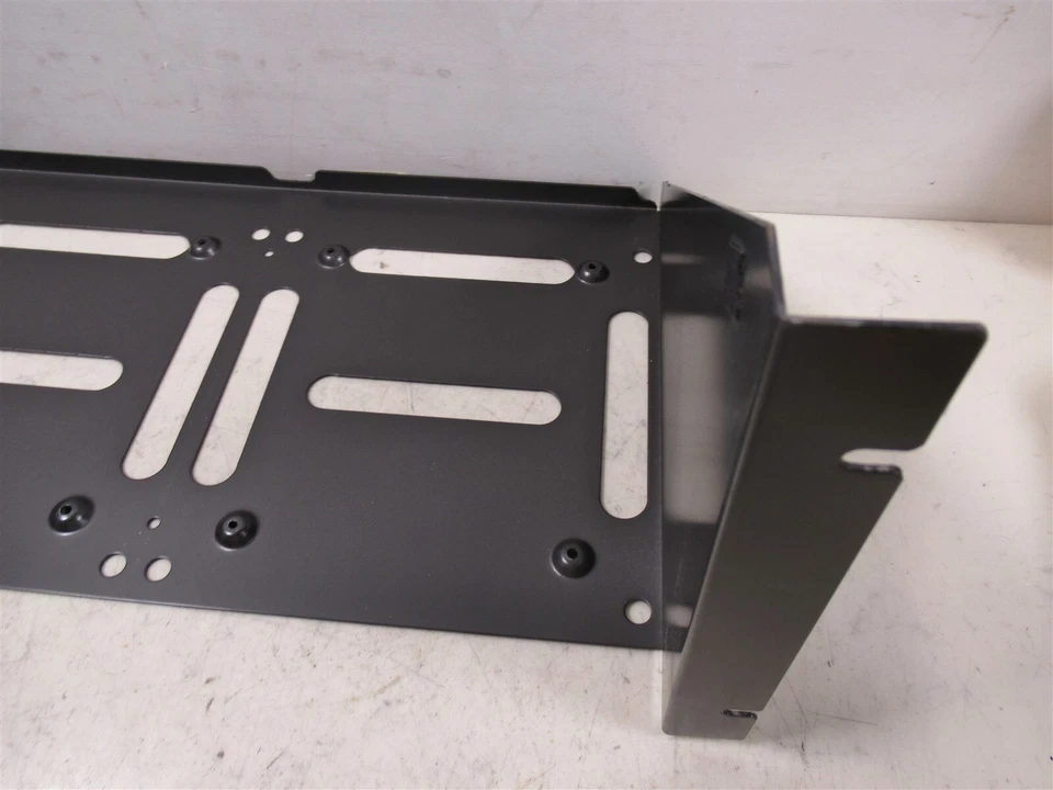 Panasonic Video Monitor WV-5362 Rack Mount for CRT Video Monitors 17" 4.5 RU/U - Image 3 of 4