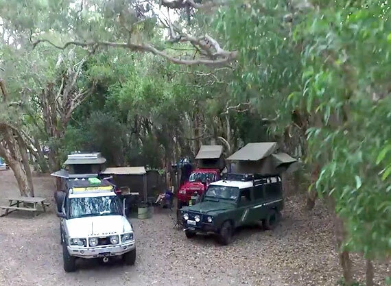 Premium Roof Top Tent With Annex for 4WD-Pick up Only - image 3 of 4