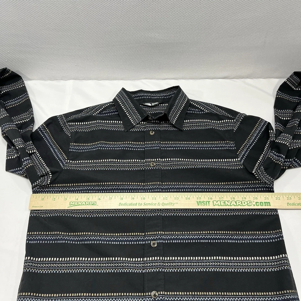 The North Face Medium Men Multicolor Black Striped Long Sleeve Button Down Shirt - Image 4 of 4