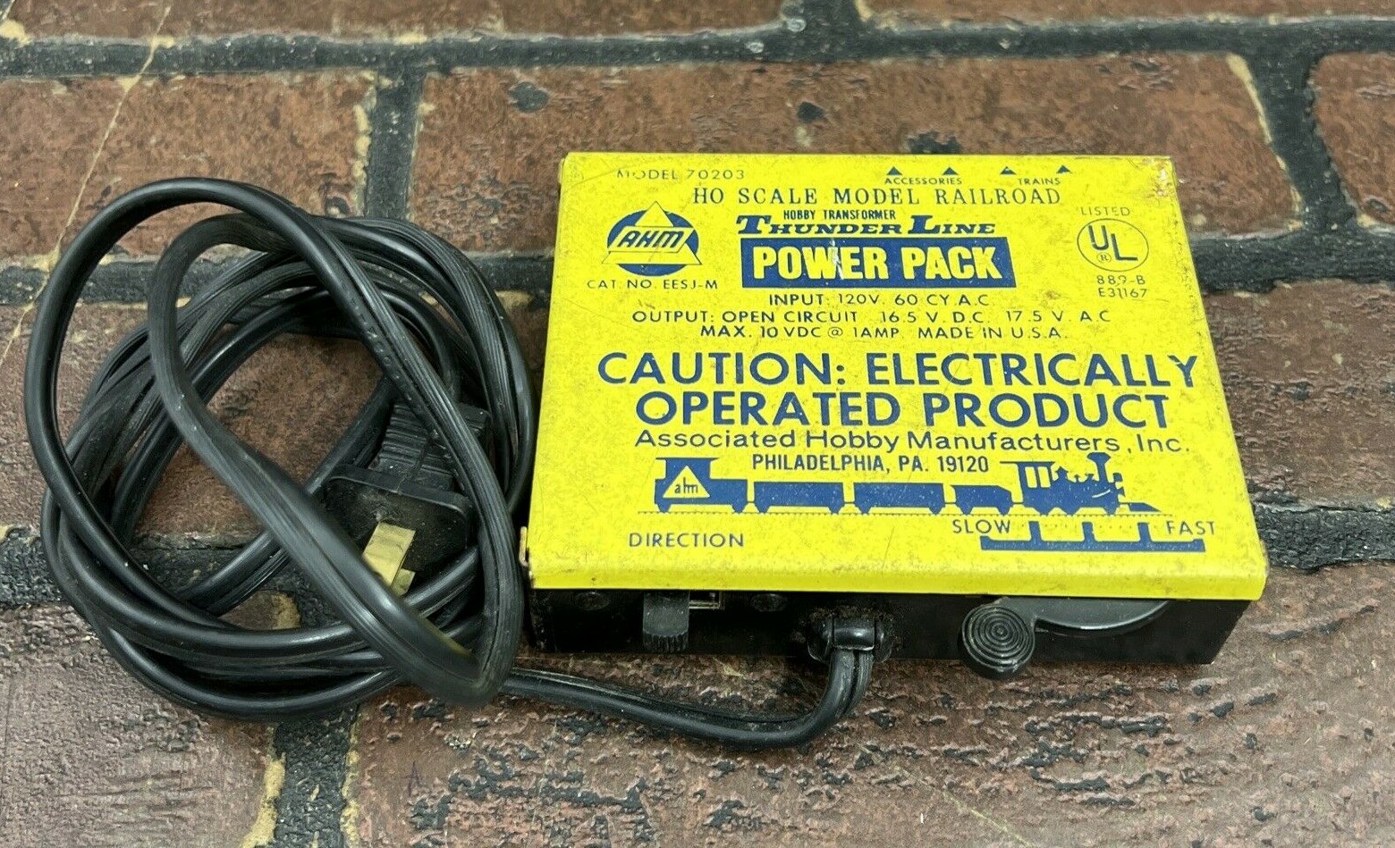 Vintage Thunder Line HO Scale Model Railroad Power Pack