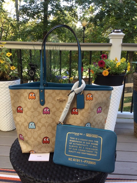 pacman coach tote