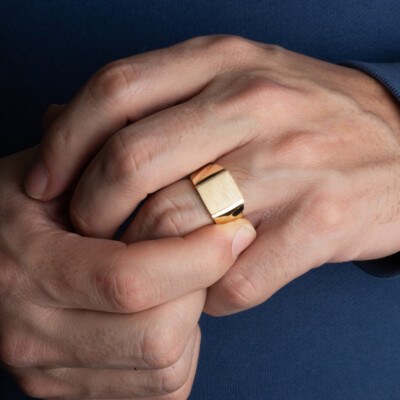 Yellow Gold Men's Timeless Solid Signet Ring