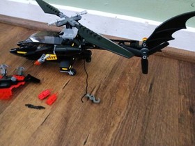 Lego Batman 76011 Man-Bat Attack No Minifigures