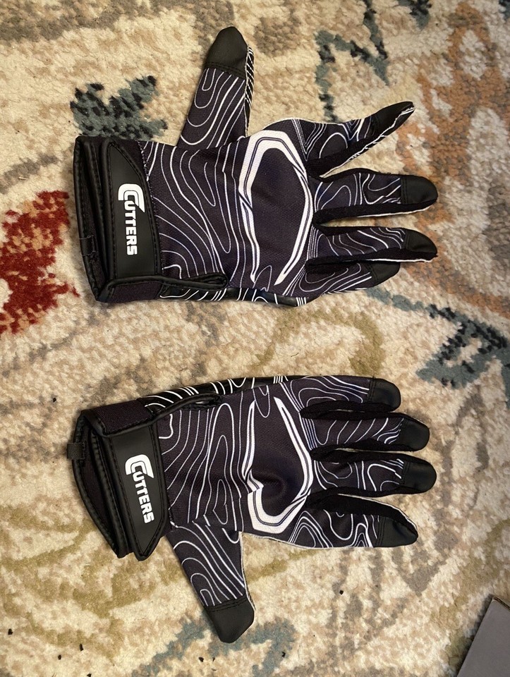 CUTTERS Game Day Football Receiver Gloves Black Adult Medium NEW eBay