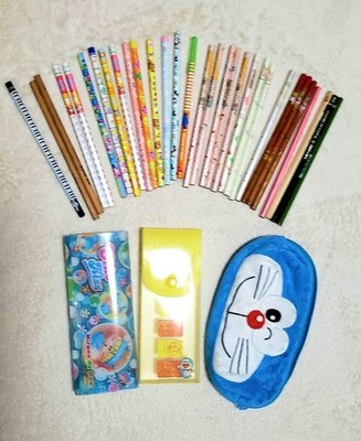 Showa various pattern pencil set, approx. 30 pen cases, Doraemon, Mirmo, Pong #9