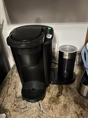 Black Keurig K-Latte Single Serve K-Cup Coffee and Latte Maker with Milk Frother