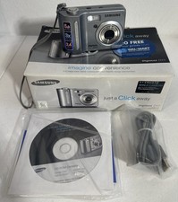 Samsung Digimaxx D53 Digital Camera 5.0 MEGAPIXELS/ COLOR SILVER/GRAY