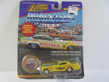 1996 Johnny Lightning Dragster -- 1/64th scale -- Stock  1026