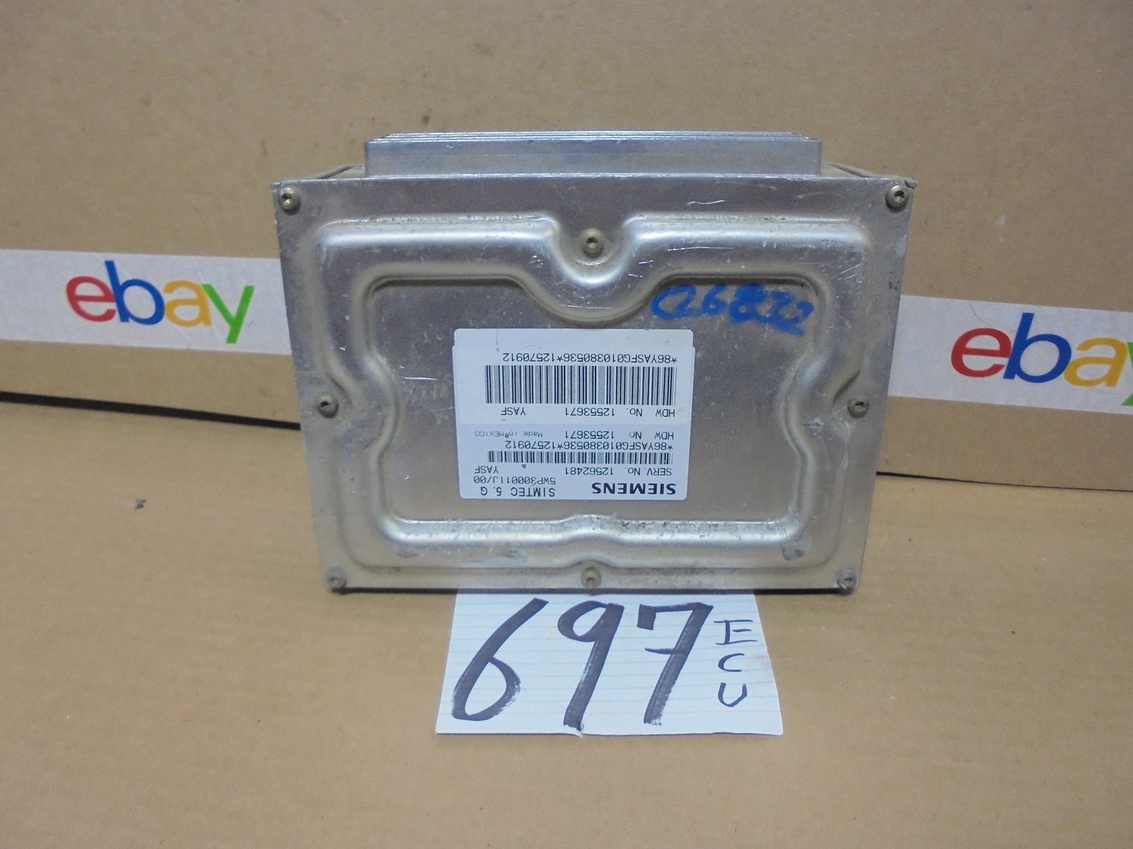 2002 CADILLAC DeVILLE #697 Engine Computer ECM ECU 12562481
