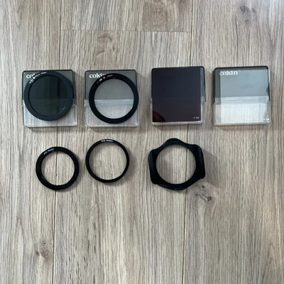 Cokin Filters, polariser and starburst with cases + 2 adaptor rings and holder - Image 1 of 4