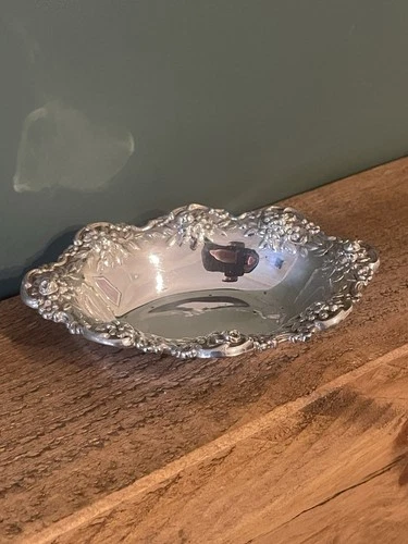 Antique S. Kirk & Son Sterling Silver Repousse Trinket & Ring Dish 54g Floral