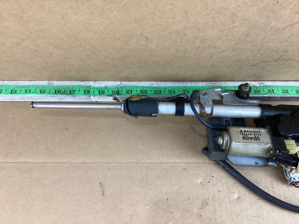 1994-1996 Mitsubishi Galant Electric Radio Power Antenna MB904061 OEM - Image 3 of 4