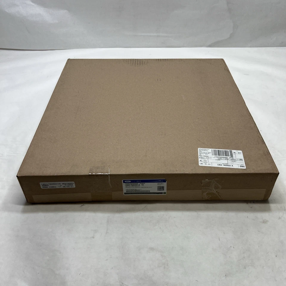 New OEM Genuine Ford Explorer 2021-2023 Door Weather Strip LB5Z7820531A - Image 3 of 4