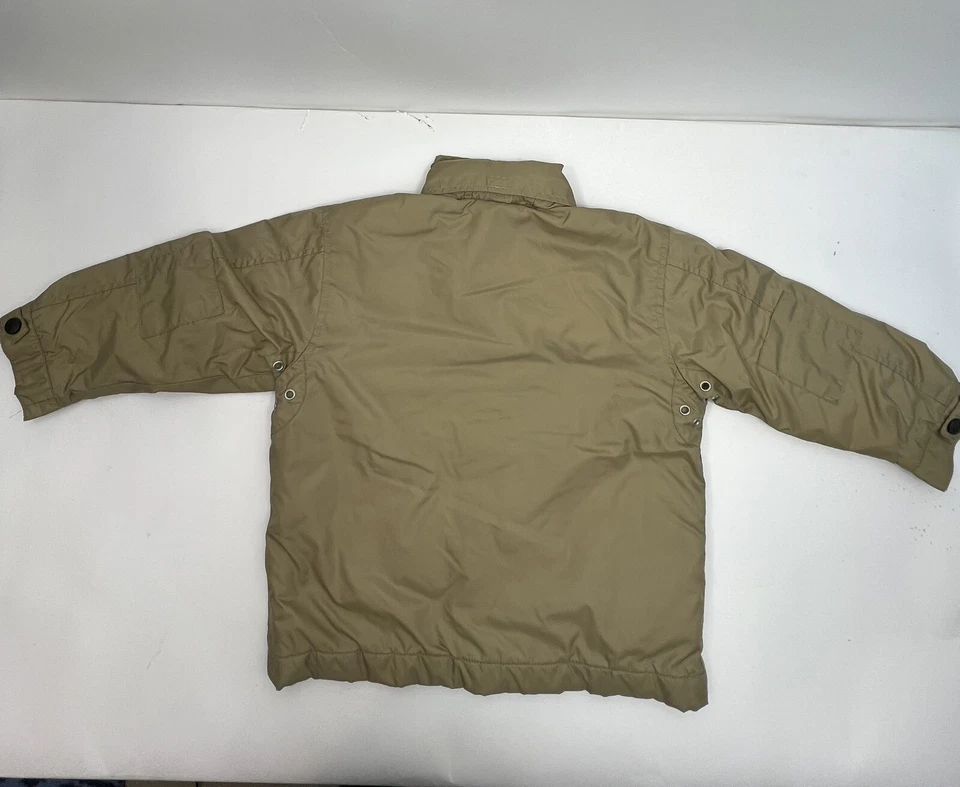 Chaqueta Carga GAP Niños Talla 4x1 Verde Oliva Cremallera/A Presiones Capucha Oculta en Cuello Línea Foto 2 de 4