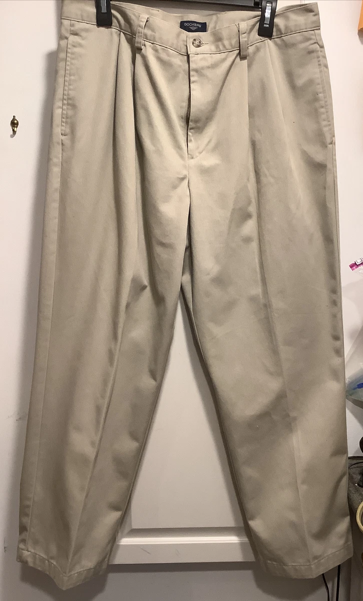 Docker style store slacks
