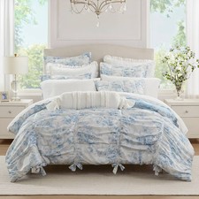 Armoire Collection Full/Queen Toile Floral Comforter Blue