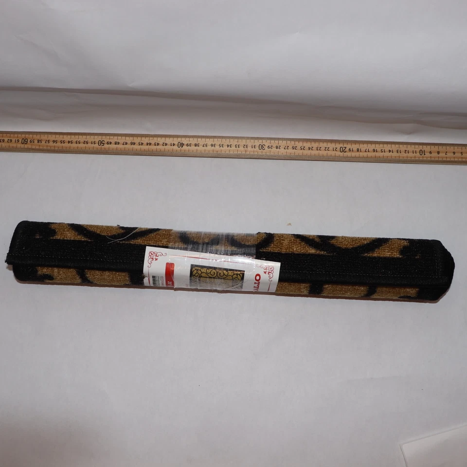 Alfombra tradicional Ottohome diseño borde floral beige ornamental 20" x 30" Foto 2 de 3