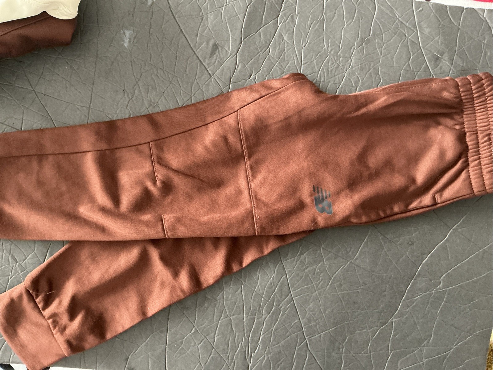 New Balance Kids 3 Piece BROWN Hoodie Tee Jogger Set, Size 5/6, NWOT thumbnail 7