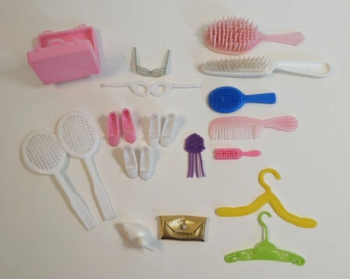 BARBIE ACCESSORIES LOT VINTAGE purse shoes sunglasses tennis hangers combs duck
