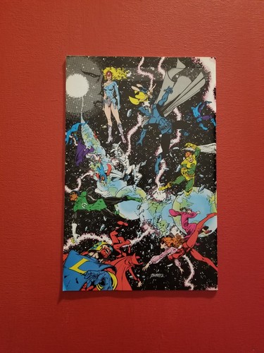 DC COMICS - CRISIS ON INFINITE EARTHS #1 - VERY FINE PLUS CONDITION - 1985 - Picture 2 of 2
