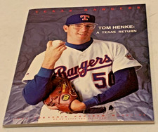 1993 TEXAS RANGERS SOUVENIR PROGRAM (Cover w/Tom Henkes) 