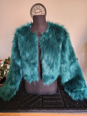 shien Women s Green Collared Faux Fur Cropped Bolero/Shrug Jacket Size S
