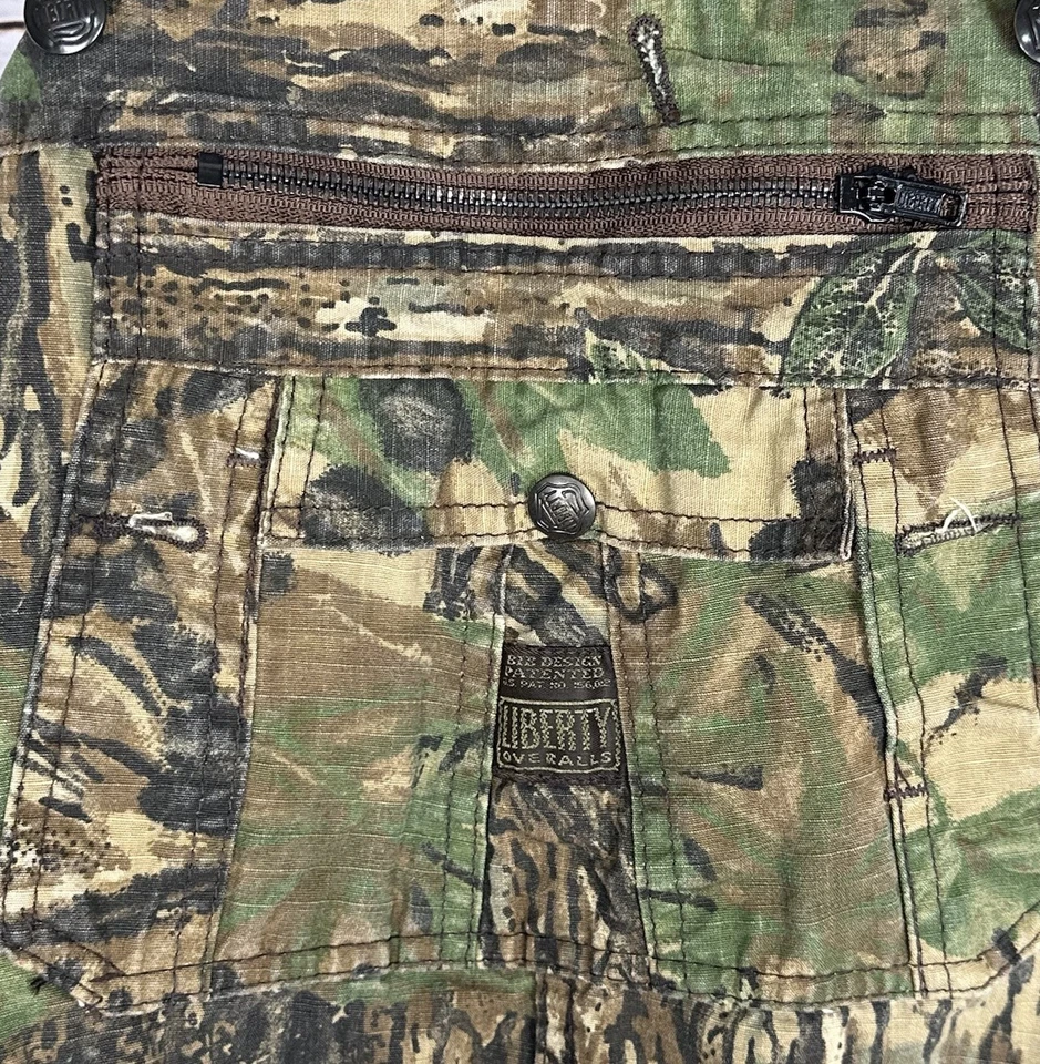 VTG Liberty Utility Bib Overalls Mens Large 36x30 Realtree Camo Button Fly USA - Image 4 of 4