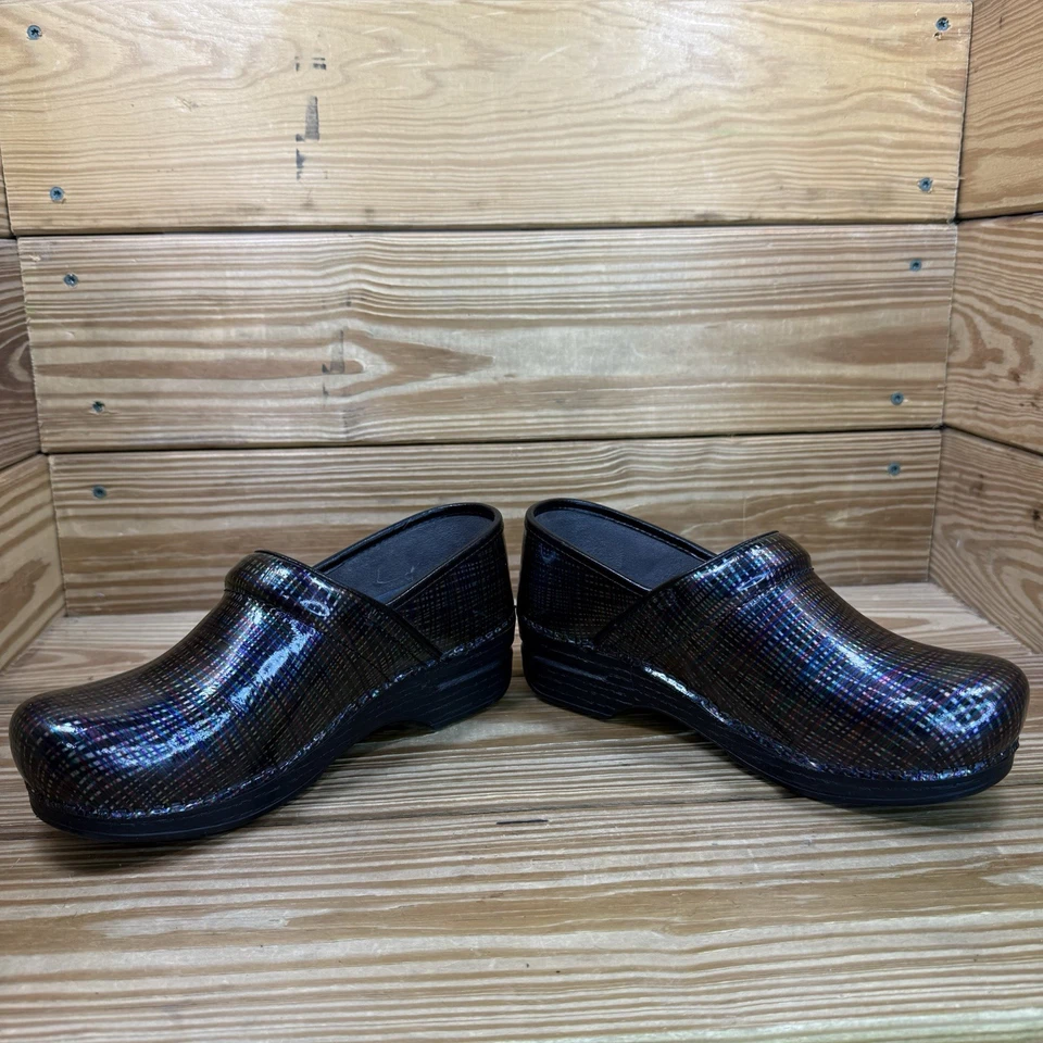 Dansko Women’s 37 / 7 XP Clogs Slip On Leather Professional Work Shoes - Image 3 of 4