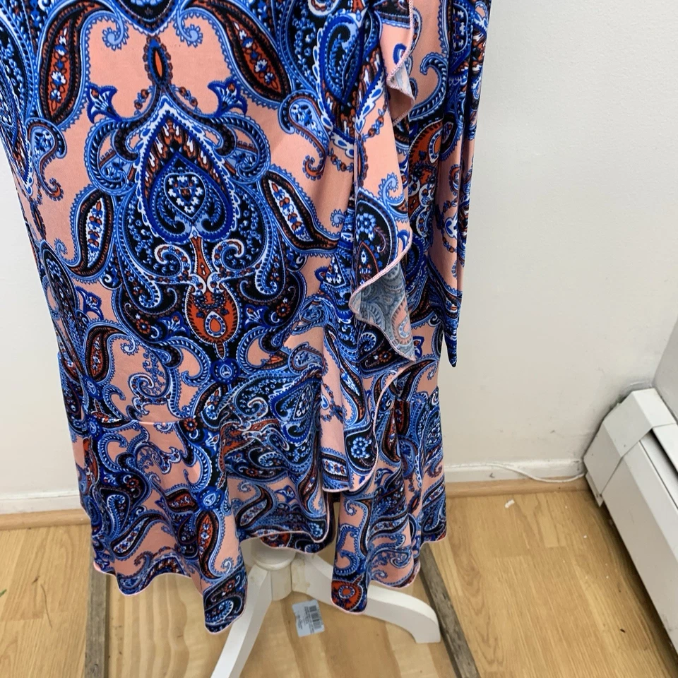 Vestido Kiyonna 1 Envolvente Estampado Paisly Asimétrico Midi Volantes 14 Elastizado Hecho en EE. UU. Foto 3 de 4