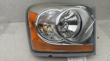 2004-2005 Dodge Dodge Durango Right Passenger Headlamp Assembly Oem B859-1