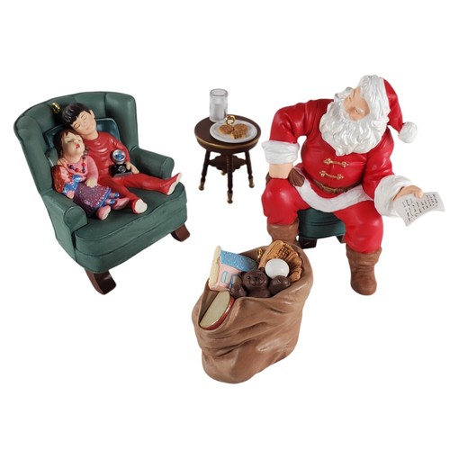 Hallmark Ornaments 2002 Santa's Big Night, Keepsake Ornaments Collector's Club - Picture 2 of 20