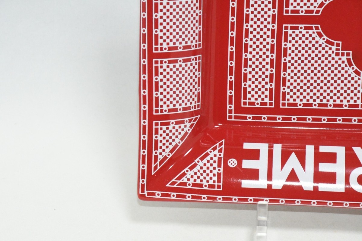 SUPREME Hermes Ceramic Change tray red Ashtray plate SUPREME Hermes Ceramic Change tray red Ashtray plate