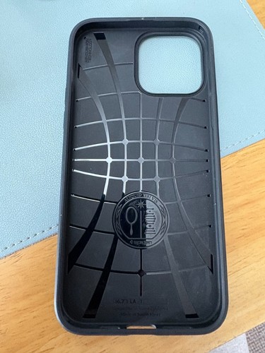 iPhone 13 Pro Max case by black with gold trim - Zdjęcie 2 z 2