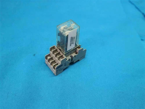 Omron MY4 110/120VAC Relay w/ Socket