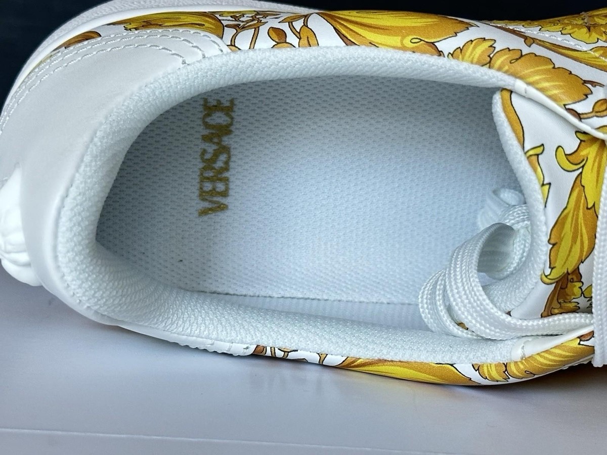 Versace Baroco Men\'s White/Gold Leather Sneakers 9 US (42 Euro) 1016936 NIB Versace Men main image 4