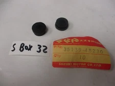 NOS Suzuki GSX550 GS1000 GS1100 GS850 GS750  Cushion 35139-45230 Set Of 2