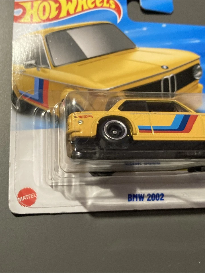 Hot Wheels Bmw 2002 Hw 70vs90 5/10 2025 77/250 HYX21 Senape Mostarda - Immagine 4 di 4