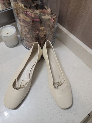 Aeyde Darya Nappa Ballerina Flats In Off-white Sz 42/11 New NWoT